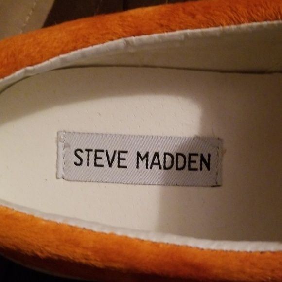 Steve Madden Slip On Sneakers - Picture 4 of 6